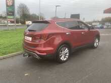 Hyundai 2.2 CRDi Blue Drive Premium SUV 5dr Diesel Manual 4WD Euro 6 (s/s) (7 Seat) (200 ps)