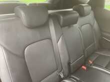 Hyundai 2.2 CRDi Blue Drive Premium SUV 5dr Diesel Manual 4WD Euro 6 (s/s) (7 Seat) (200 ps)