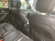 Hyundai 2.2 CRDi Blue Drive Premium SUV 5dr Diesel Manual 4WD Euro 6 (s/s) (7 Seat) (200 ps)