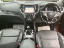 Hyundai 2.2 CRDi Blue Drive Premium SUV 5dr Diesel Manual 4WD Euro 6 (s/s) (7 Seat) (200 ps)