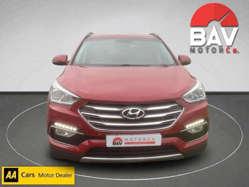 Hyundai 2.2 CRDi Blue Drive Premium SUV 5dr Diesel Manual 4WD Euro 6 (s/s) (7 Seat) (200 ps)