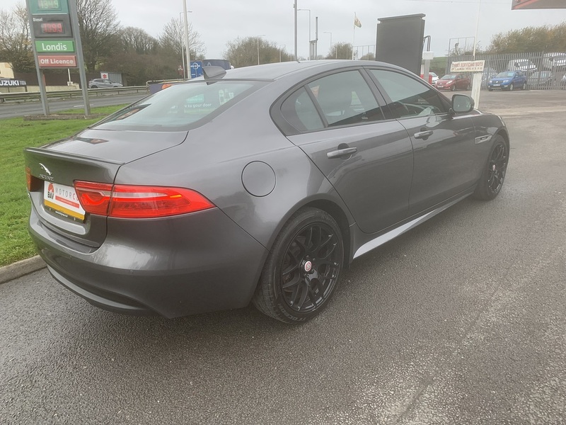 Jaguar 2.0d R-Sport Saloon 4dr Diesel Manual Euro 6 (s/s) (163 ps)