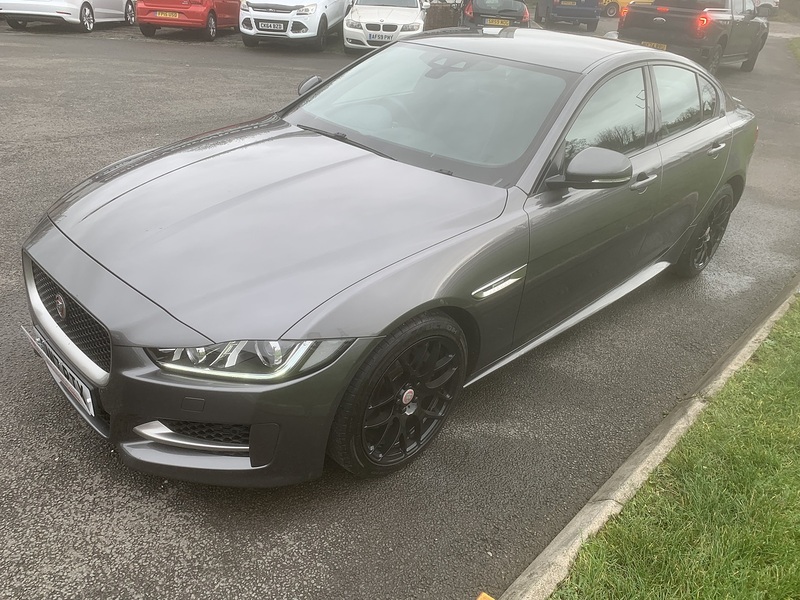Jaguar 2.0d R-Sport Saloon 4dr Diesel Manual Euro 6 (s/s) (163 ps)