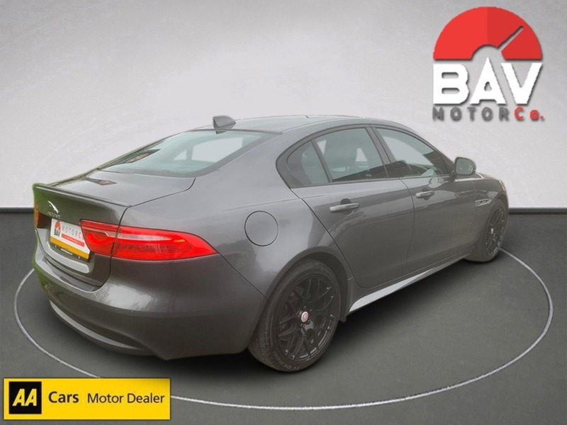 Jaguar 2.0d R-Sport Saloon 4dr Diesel Manual Euro 6 (s/s) (163 ps)