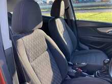 Vauxhall 1.6i Tech Line SUV 5dr Petrol Manual 2WD Euro 6 (s/s) (115 ps)
