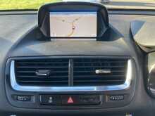 Vauxhall 1.6i Tech Line SUV 5dr Petrol Manual 2WD Euro 6 (s/s) (115 ps)