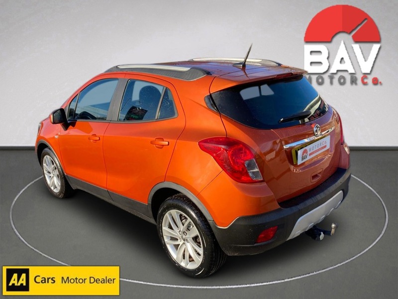 Vauxhall 1.6i Tech Line SUV 5dr Petrol Manual 2WD Euro 6 (s/s) (115 ps)