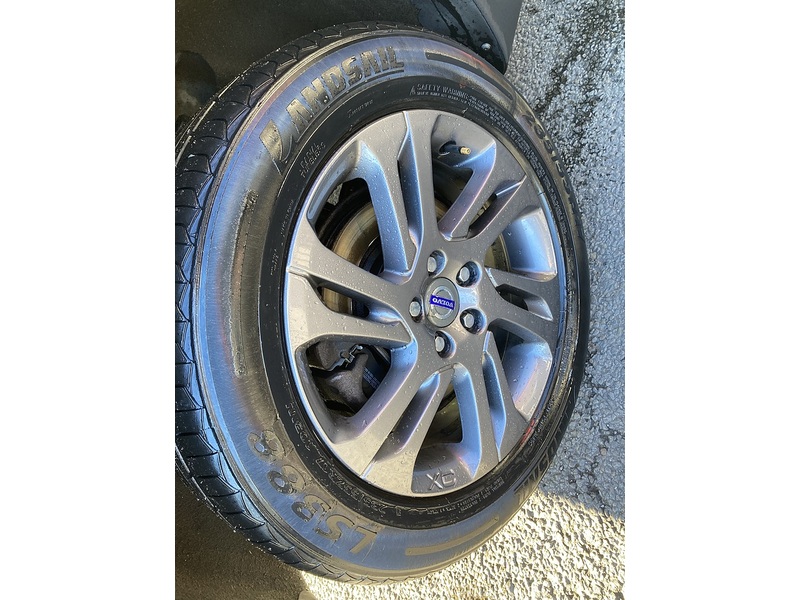 Volvo 2.4 D5 SE Lux Estate 5dr Diesel Manual AWD Euro 5 (s/s) (215 ps)