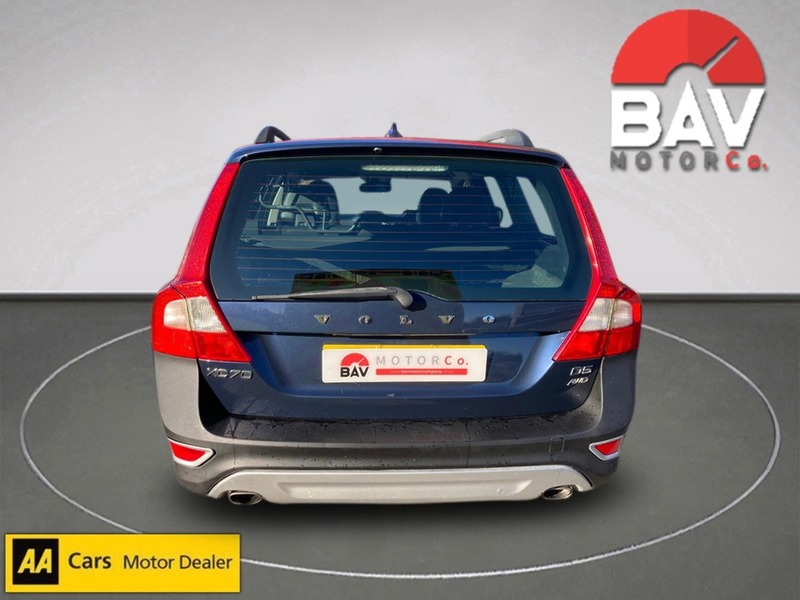 Volvo 2.4 D5 SE Lux Estate 5dr Diesel Manual AWD Euro 5 (s/s) (215 ps)