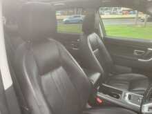 Land Rover 2.0 TD4 HSE Black SUV 5dr Diesel Auto 4WD Euro 6 (s/s) (180 ps)