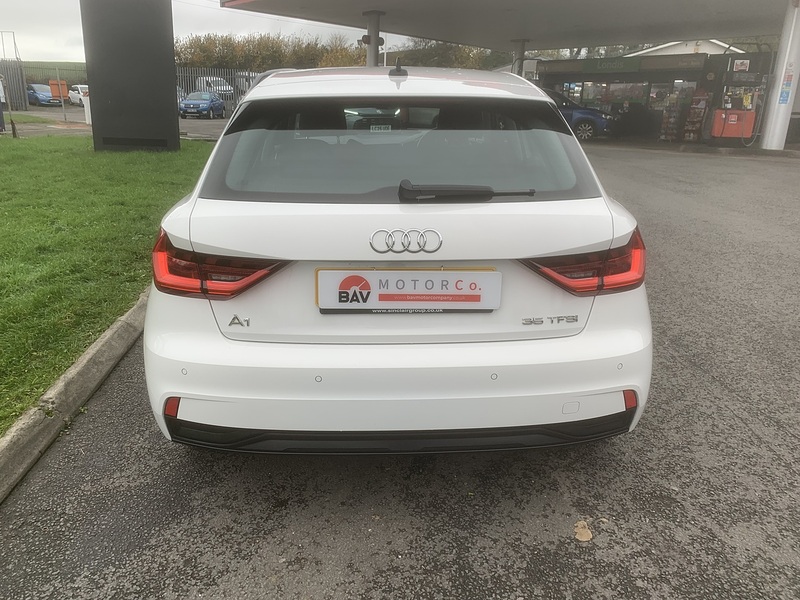 Audi 1.5 TFSI 35 Sport Sportback 5dr Petrol Manual Euro 6 (s/s) (150 ps)