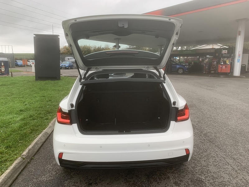 Audi 1.5 TFSI 35 Sport Sportback 5dr Petrol Manual Euro 6 (s/s) (150 ps)