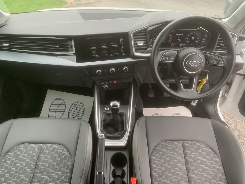 Audi 1.5 TFSI 35 Sport Sportback 5dr Petrol Manual Euro 6 (s/s) (150 ps)