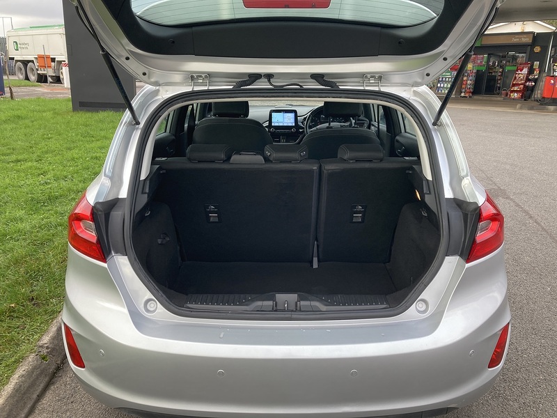 Ford 1.0T EcoBoost Zetec Hatchback 5dr Petrol Manual Euro 6 (s/s) (100 ps)