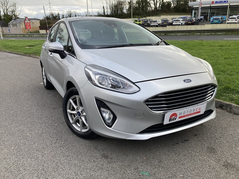 Ford 1.0T EcoBoost Zetec Hatchback 5dr Petrol Manual Euro 6 (s/s) (100 ps)