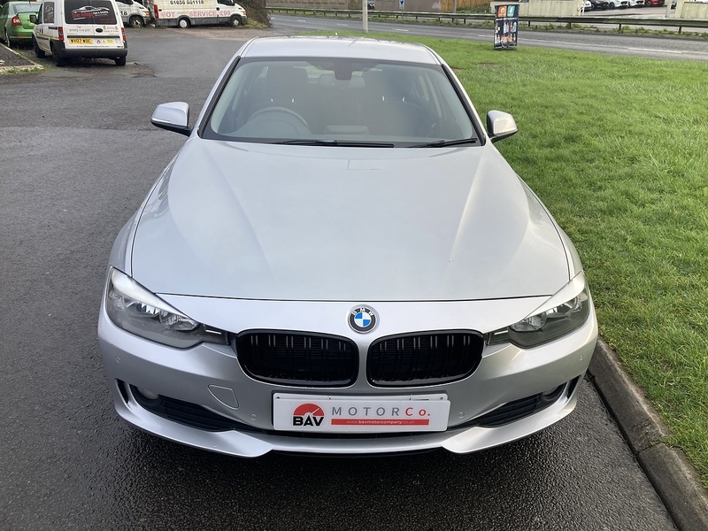 BMW 2.0 320d ED EfficientDynamics Saloon 4dr Diesel Auto Euro 5 (s/s) (163 ps)