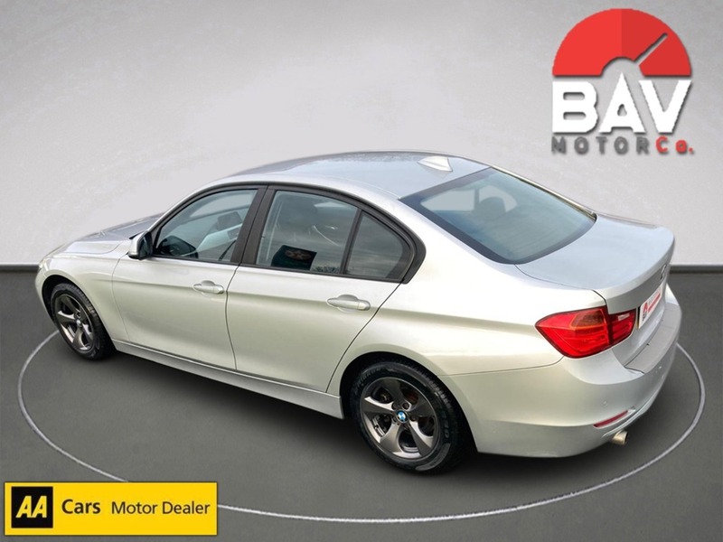 BMW 2.0 320d ED EfficientDynamics Saloon 4dr Diesel Auto Euro 5 (s/s) (163 ps)