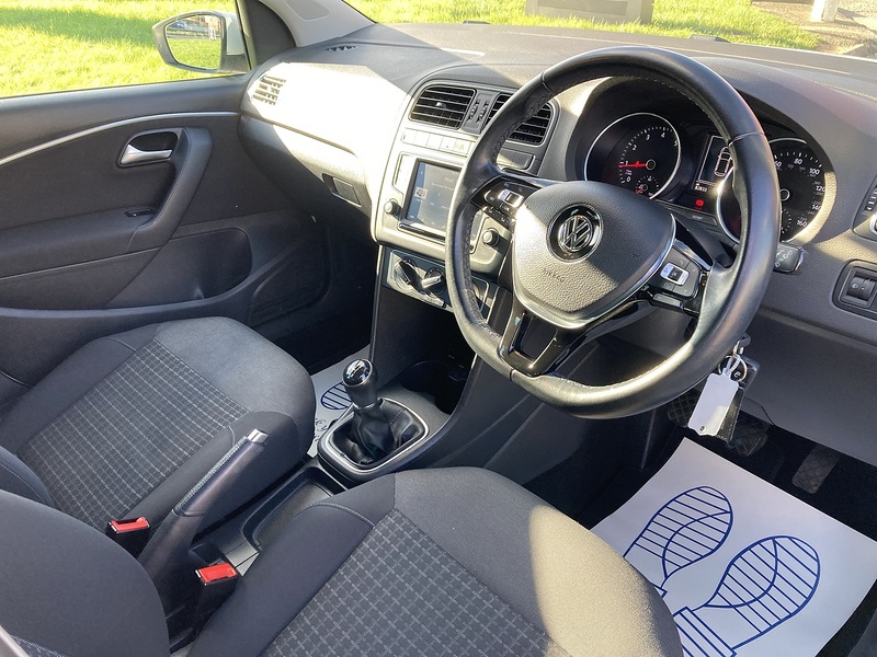 Volkswagen 1.0 BlueMotion Tech Match Edition Hatchback 5dr Petrol Manual Euro 6 (s/s) (75 ps)