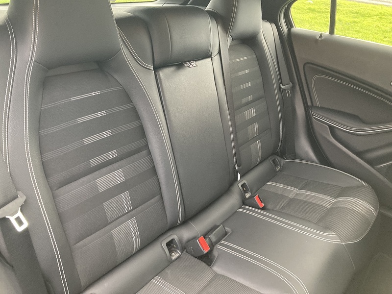 Mercedes-Benz 2.1 A200d Sport Edition Hatchback 5dr Diesel Manual Euro 6 (s/s) (136 ps)