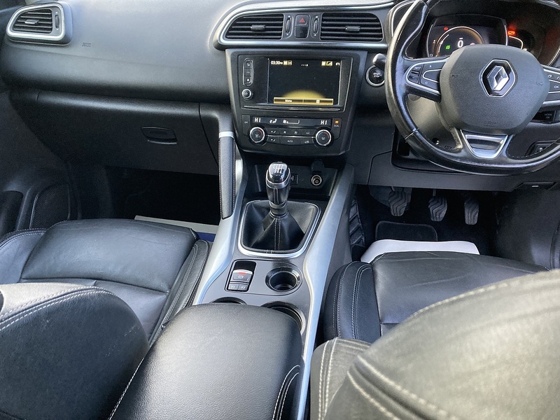 Renault 1.3 TCe Signature S Nav SUV 5dr Petrol Manual Euro 6 (s/s) (140 ps)