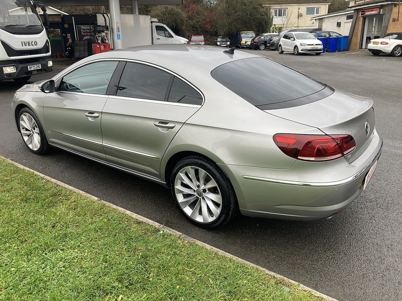 Volkswagen 2.0 TDI BlueMotion Tech GT Saloon 4dr Diesel Manual Euro 6 (s/s) (150 ps)