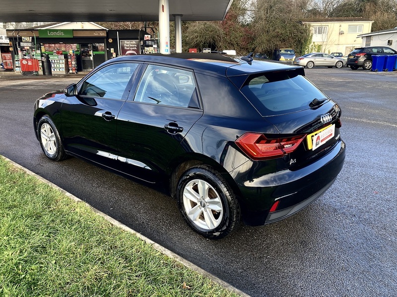 Audi 1.0 TFSI 30 SE Sportback 5dr Petrol Manual Euro 6 (s/s) (116 ps)