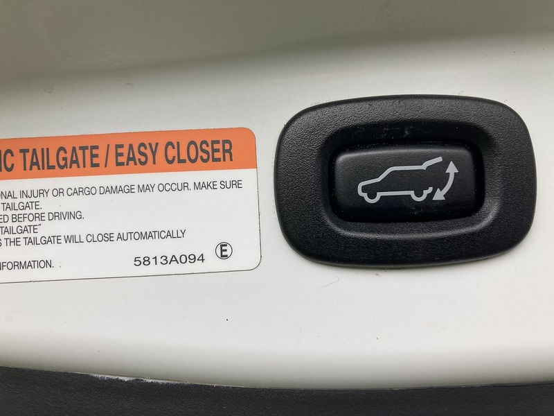 Mitsubishi 2.2 DI-D 4 SUV 5dr Diesel Auto 4WD Euro 6 (147 ps)