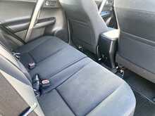 Toyota 2.0 D-4D Business Edition Plus SUV 5dr Diesel Manual Euro 6 (s/s) (Safety Sense, Nav) (143 ps)