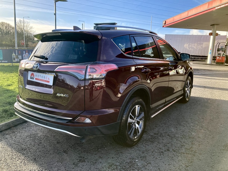 Toyota 2.0 D-4D Business Edition Plus SUV 5dr Diesel Manual Euro 6 (s/s) (Safety Sense, Nav) (143 ps)