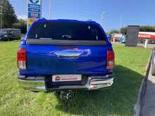 Toyota 2.4 D-4D Invincible Pickup Double Cab 4dr Diesel Manual 4WD Euro 6 (s/s) (TSS) (150 ps)