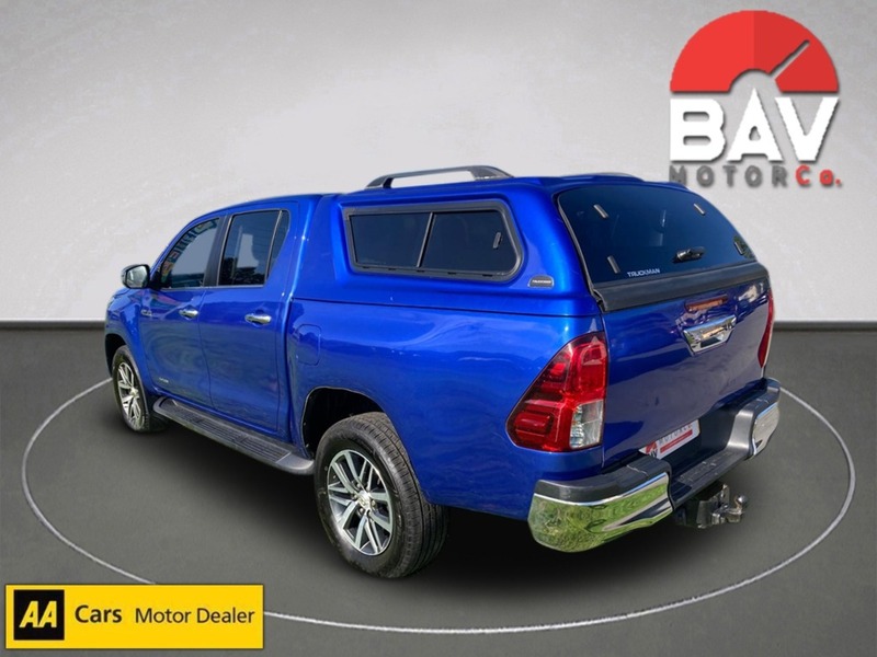 Toyota 2.4 D-4D Invincible Pickup Double Cab 4dr Diesel Manual 4WD Euro 6 (s/s) (TSS) (150 ps)