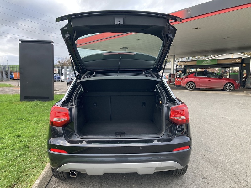 Audi 1.6 TDI Sport SUV 5dr Diesel Manual Euro 6 (s/s) (116 ps)