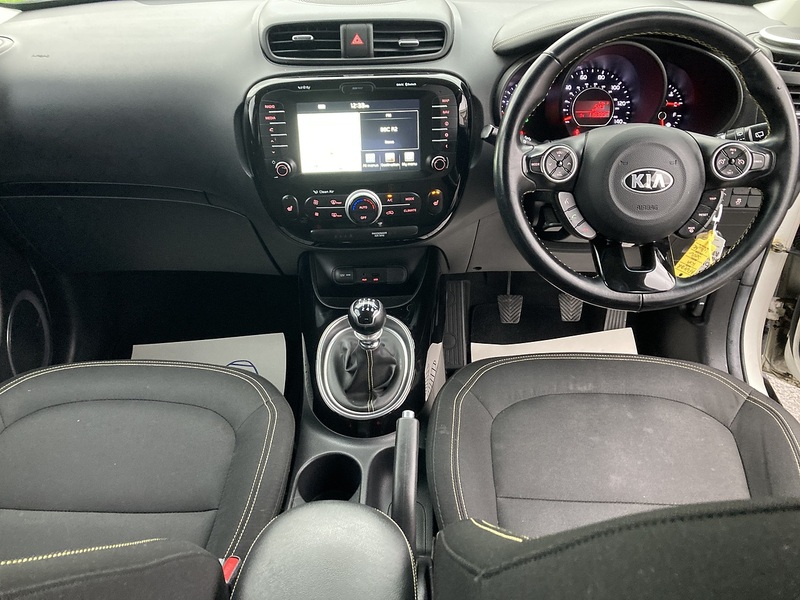 Kia 1.6 CRDi Mixx SUV 5dr Diesel Manual Euro 5 (126 bhp)