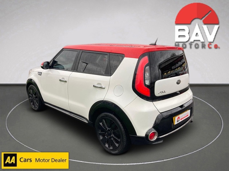 Kia 1.6 CRDi Mixx SUV 5dr Diesel Manual Euro 5 (126 bhp)