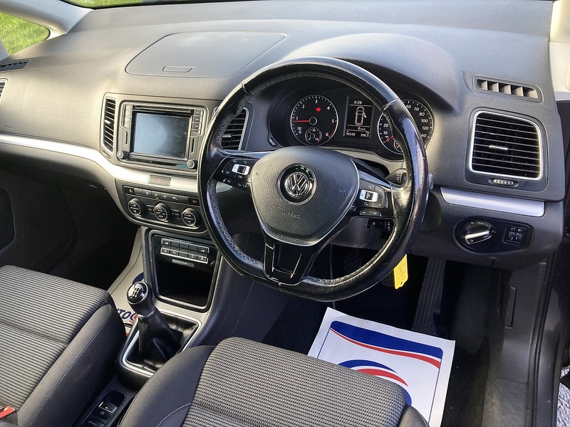 Volkswagen 2.0 TDI SE Nav MPV 5dr Diesel Manual Euro 6 (s/s) (150 ps)