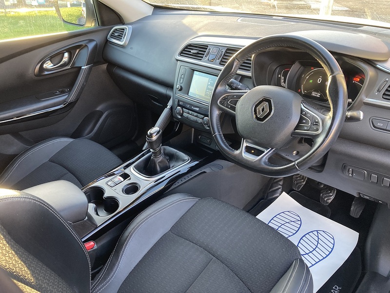 Renault 1.2 TCe Dynamique S Nav SUV 5dr Petrol Manual Euro 6 (s/s) (130 ps)