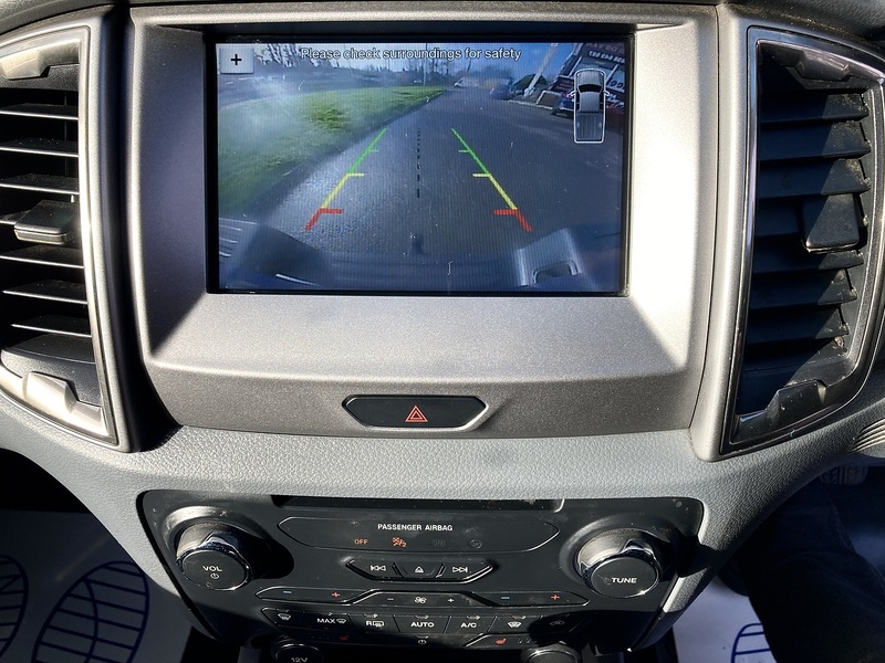 Ford 3.2 TDCi Limited 1 Pickup Double Cab 4dr Diesel Manual 4WD Euro 6 (s/s) (200 ps)