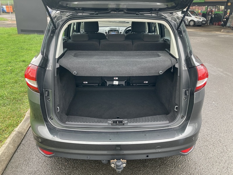 Ford 1.5 TDCi Zetec MPV 5dr Diesel Powershift Euro 6 (s/s) (120 ps)