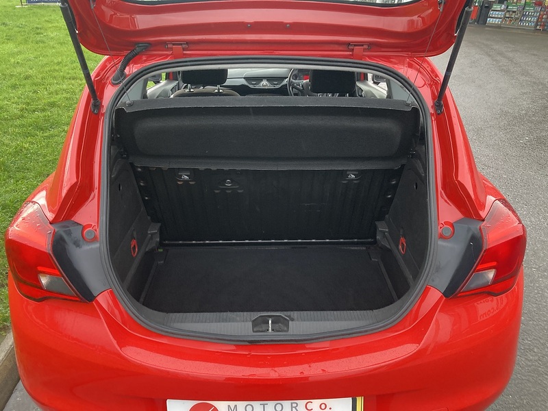 Vauxhall 1.2i Sting Hatchback 3dr Petrol Manual Euro 6 (70 ps)