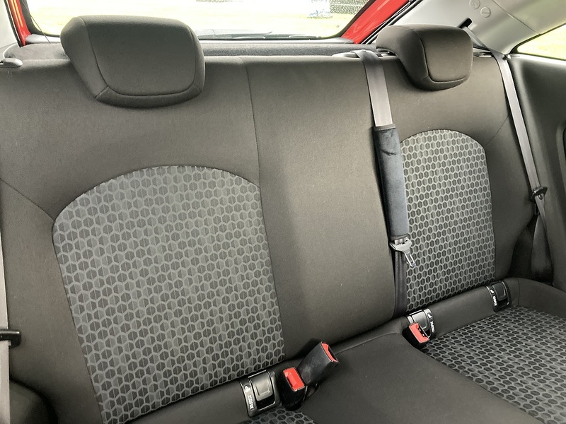 Vauxhall 1.2i Sting Hatchback 3dr Petrol Manual Euro 6 (70 ps)