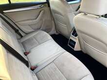 Skoda 2.0 TDI Elegance Hatchback 5dr Diesel DSG Euro 5 (s/s) (150 ps)