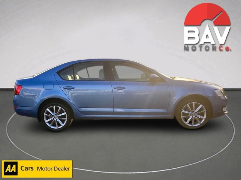 Skoda 2.0 TDI Elegance Hatchback 5dr Diesel DSG Euro 5 (s/s) (150 ps)