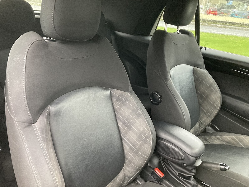 MINI 2.0 Cooper S Convertible 2dr Petrol Auto Euro 6 (s/s) (192 ps)