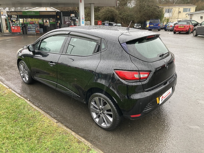 Renault 1.5 dCi Dynamique S Nav Hatchback 5dr Diesel Manual Euro 6 (s/s) (90 ps)