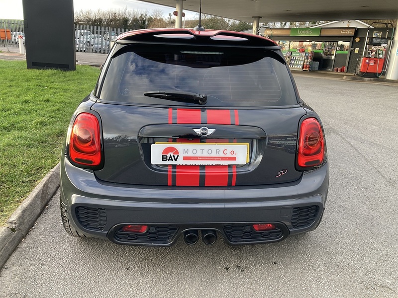 MINI 2.0 Cooper SD Hatchback 3dr Diesel Manual Euro 6 (s/s) (170 ps)