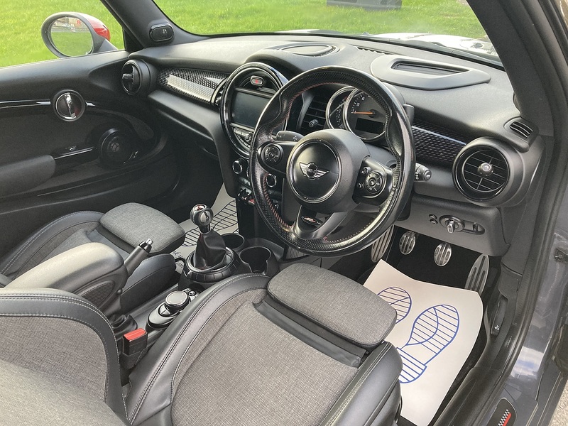 MINI 2.0 Cooper SD Hatchback 3dr Diesel Manual Euro 6 (s/s) (170 ps)