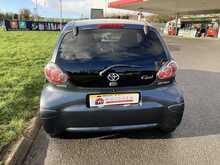 Toyota 1.0 VVT-i Go Hatchback 5dr Petrol Manual Euro 5 (67 ps)