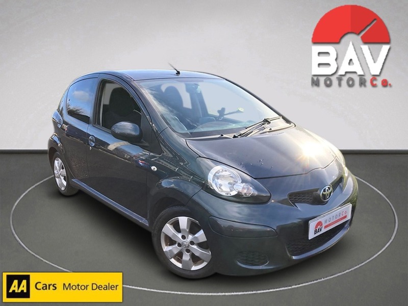 Toyota 1.0 VVT-i Go Hatchback 5dr Petrol Manual Euro 5 (67 ps)