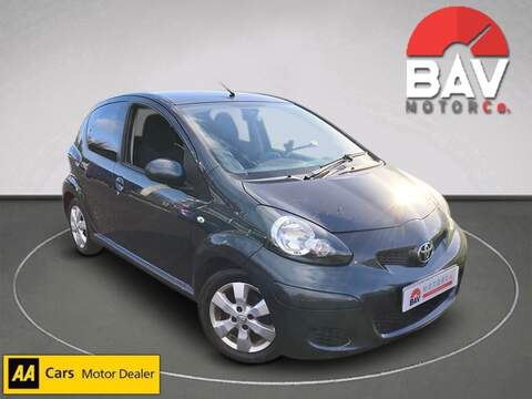 Toyota 1.0 VVT-i Go Hatchback 5dr Petrol Manual Euro 5 (67 ps)