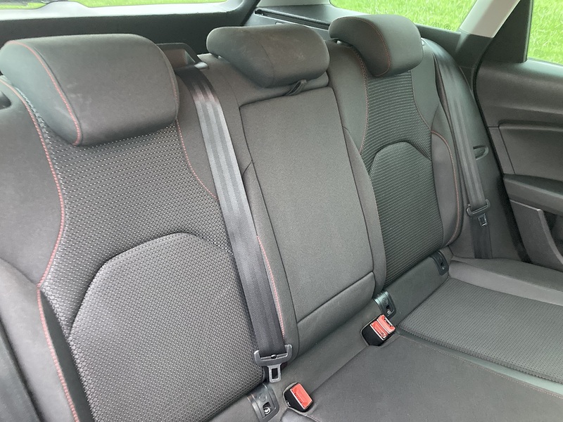 SEAT 2.0 TDI CR FR Sport Tourer 5dr Diesel Manual Euro 5 (s/s) (184 ps)